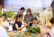 Jahnplatz-Fest – Blumenkränze basteln